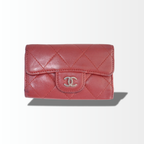 Chanel 6 Key Holder Schlüsselmäppchen aus rotem gestepptem Lammleder mit silberfarbenem CC-Logo