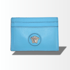 Versace Kartenetui aus türkisem Leder mit silberfarbenem Versace Schriftzug