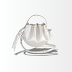 MCM Metallic Calfskin Studded Bucket Bag in Silber mit Schulterriemen